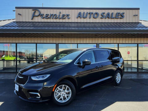 2023 Chrysler Pacifica for sale at PREMIER AUTO SALES in Carthage MO