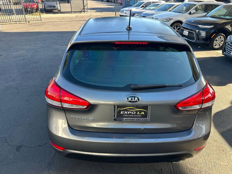 2016 Kia Forte5 LX