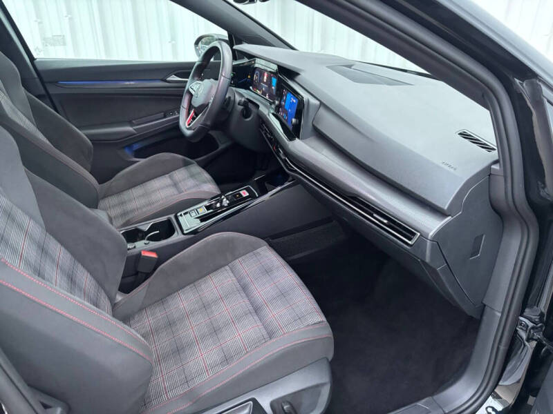 2024 Volkswagen Golf GTI S