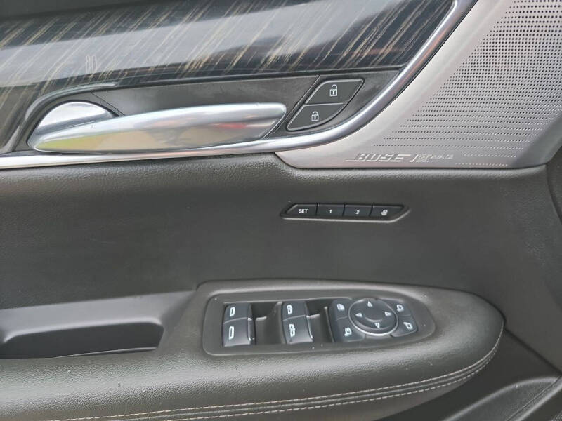 2023 Cadillac XT6 Premium Luxury