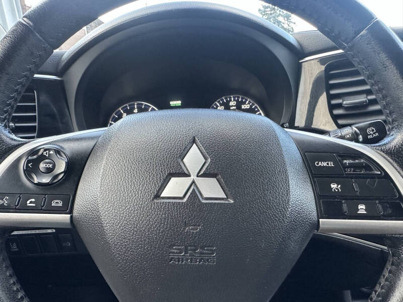 2015 Mitsubishi Outlander SE