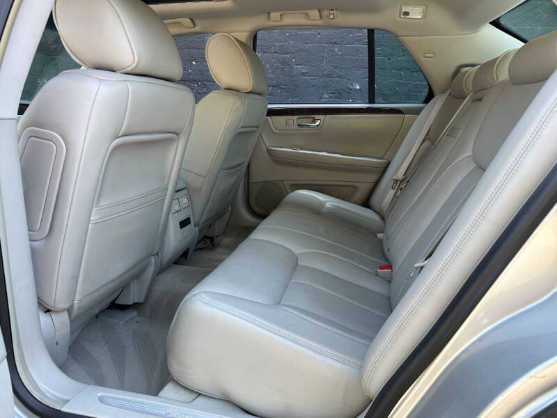 2010 Cadillac DTS Luxury Collection