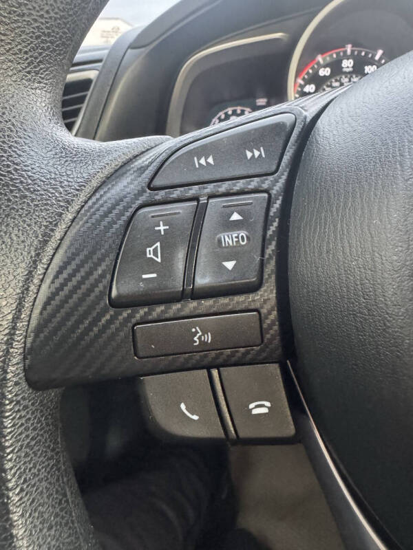 2016 Mazda MAZDA3 i Sport