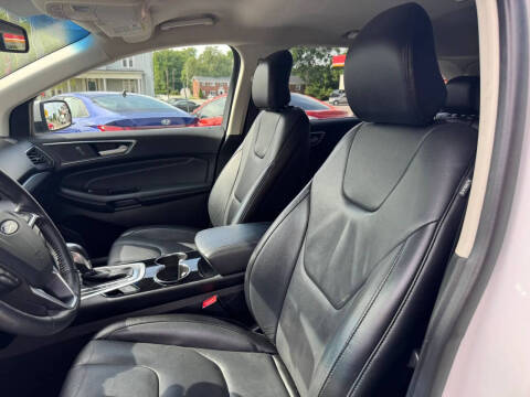 2018 Ford Edge Titanium