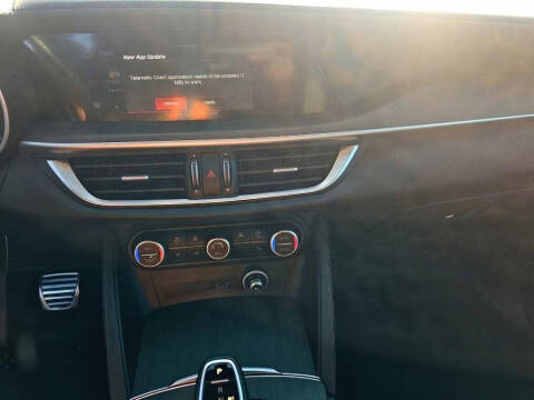 2022 Alfa Romeo Stelvio