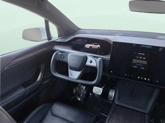 2023 Tesla Model X Standard Range