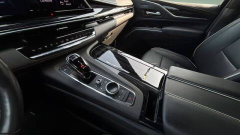 2022 Cadillac Escalade Sport