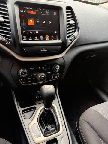 2017 Jeep Cherokee Latitude