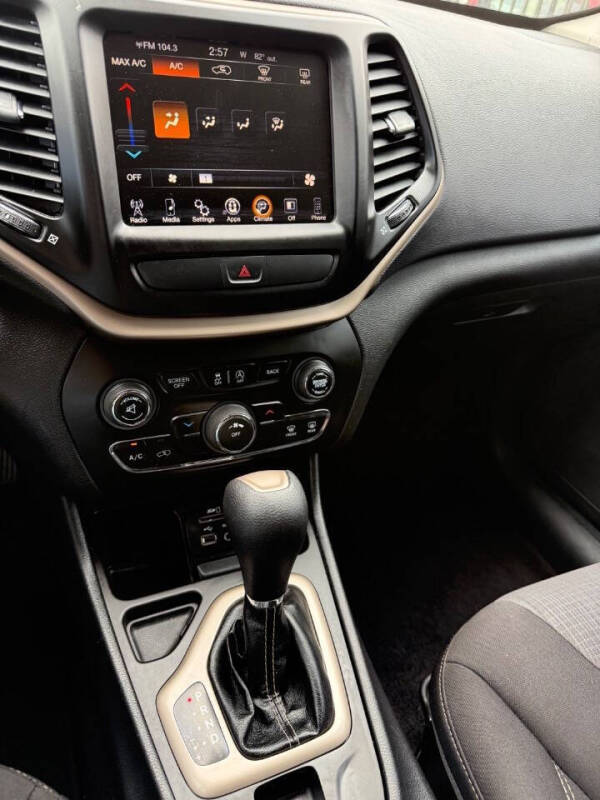 2017 Jeep Cherokee Latitude