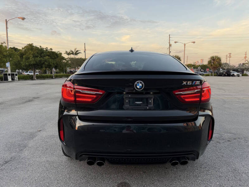 2016 BMW X6 M