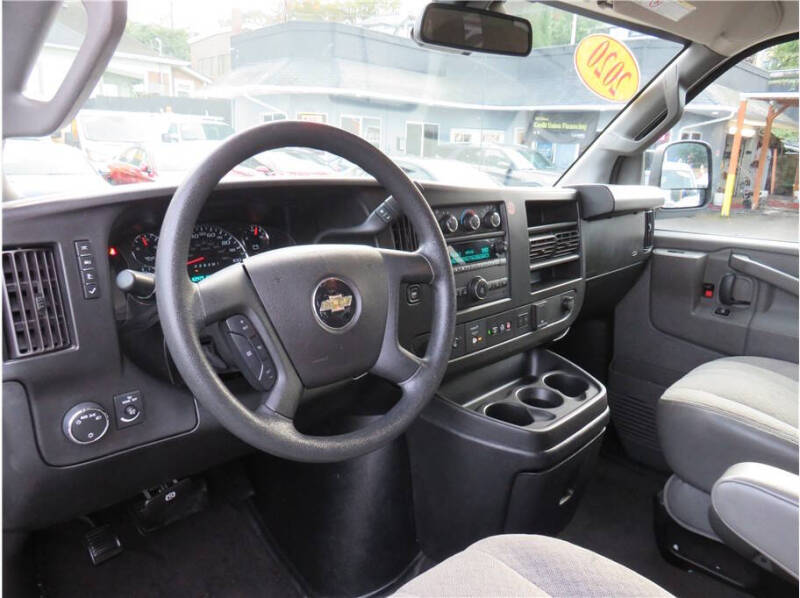 2020 Chevrolet Express LT 2500