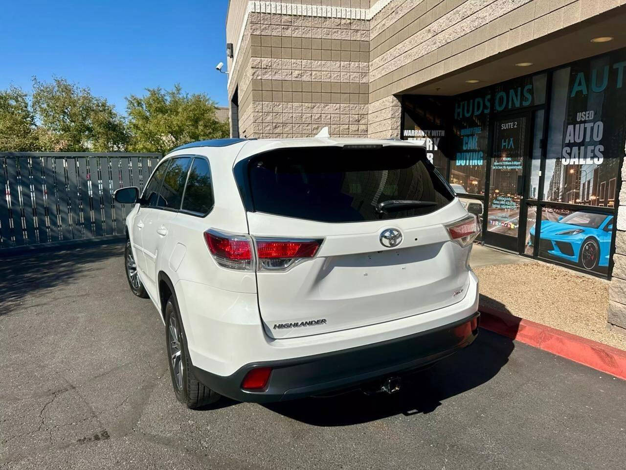 2016 Toyota Highlander for sale at HUDSONS AUTOS in Gilbert, AZ