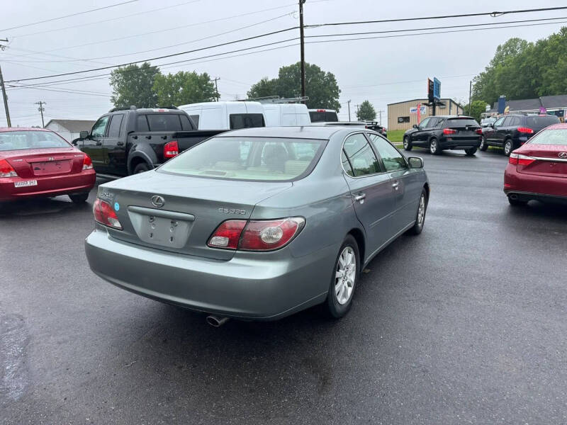 2004 Lexus ES 330