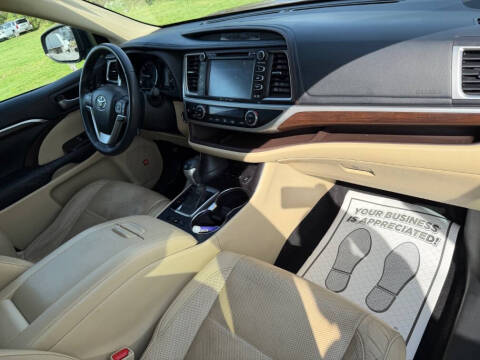 2016 Toyota Highlander