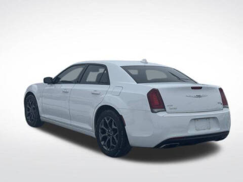 2018 Chrysler 300 S