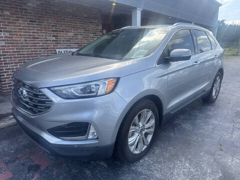 2020 Ford Edge Titanium Photo