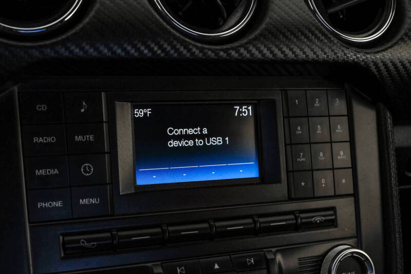 2017 Ford Mustang V6