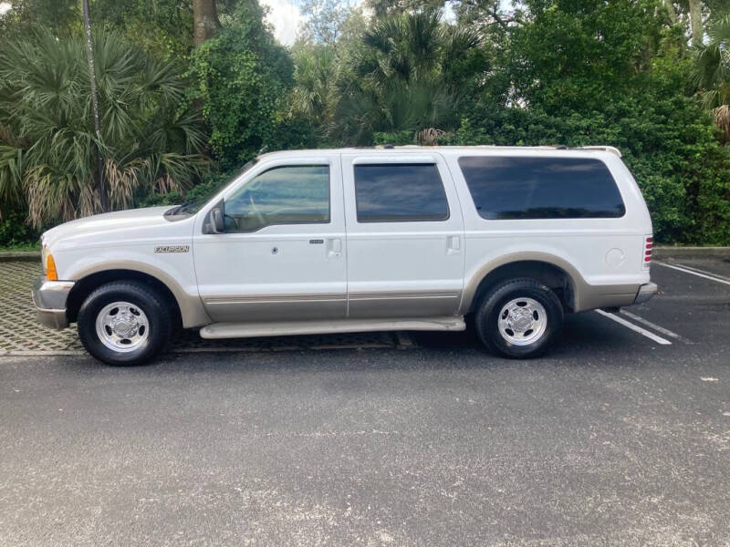 2000 Ford Excursion Limited photo 2