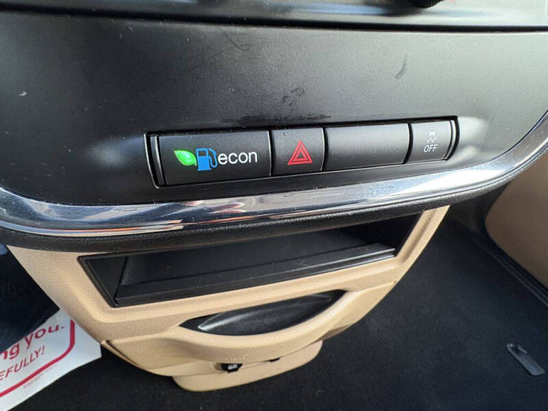 2016 Dodge Grand Caravan SE