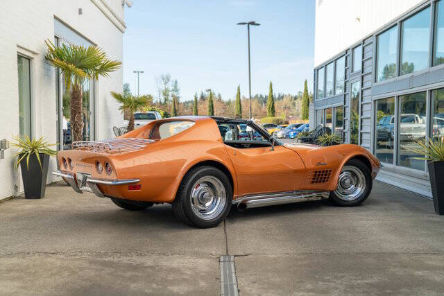 1972 Chevrolet Corvette 12