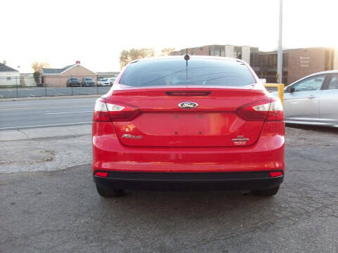 2014 Ford Focus SE