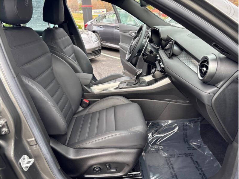 2024 Alfa Romeo Tonale Hybrid Veloce