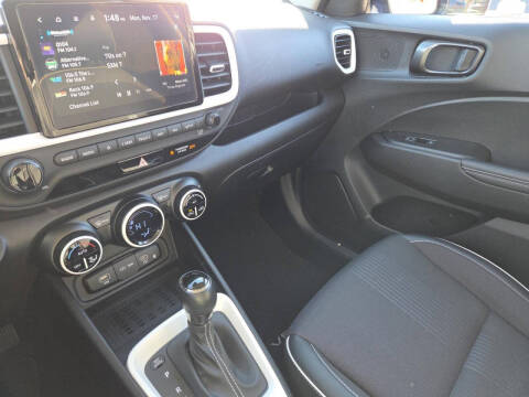 2024 Hyundai Venue Limited