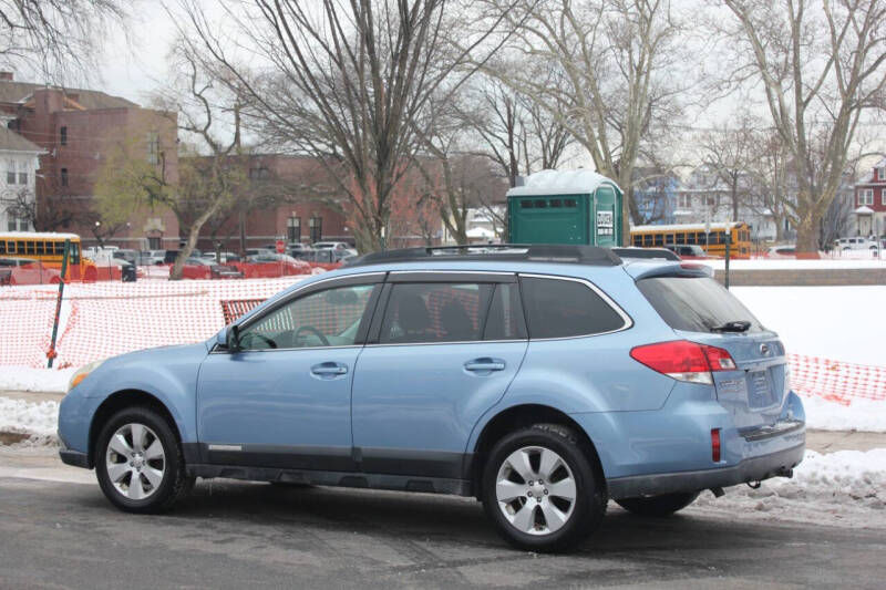 2011 Subaru Outback 2.5i Premium