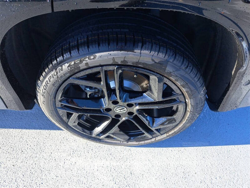 2025 Volkswagen Tiguan SE R-Line Black 4Motion