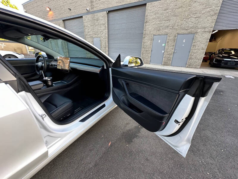 2021 Tesla Model 3 Base photo 26