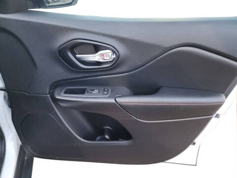 2022 Jeep Cherokee Trailhawk