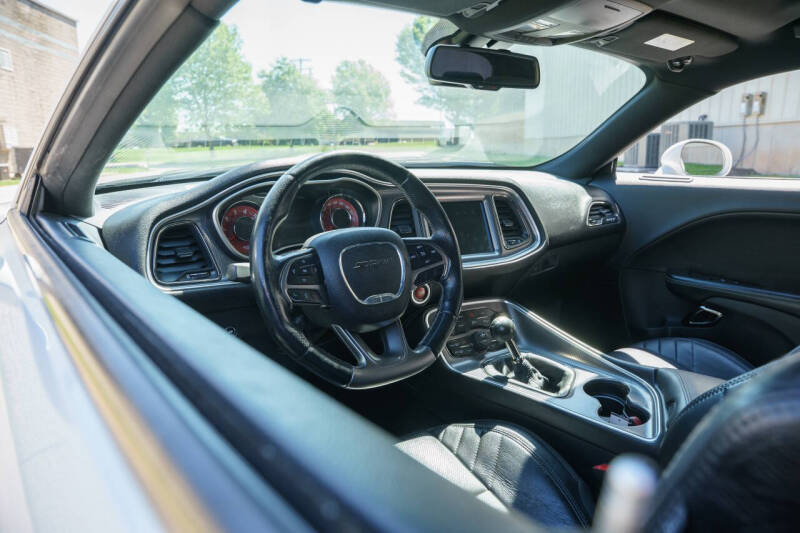 2016 Dodge Challenger SRT Hellcat
