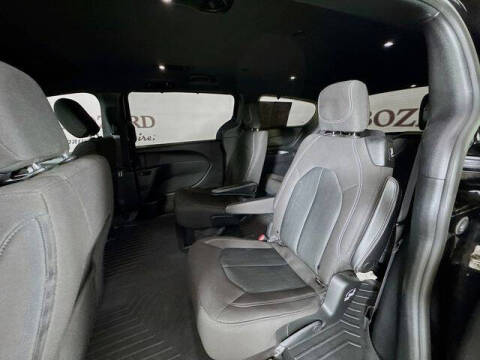 2021 Chrysler Pacifica Touring