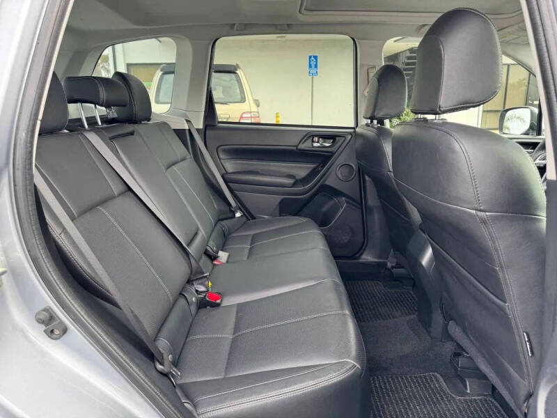 2017 Subaru Forester 2.5i Touring