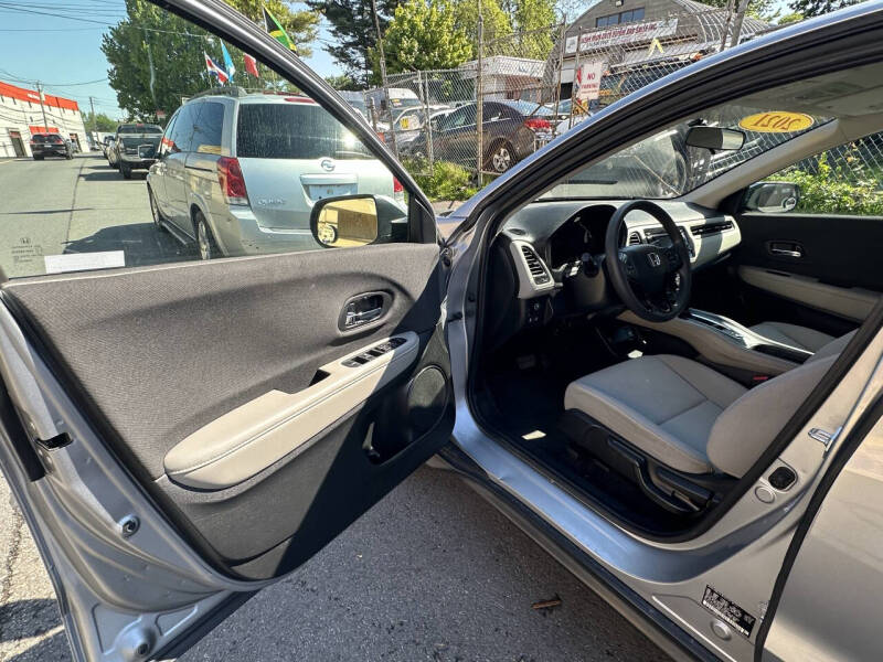 2021 Honda HR-V LX