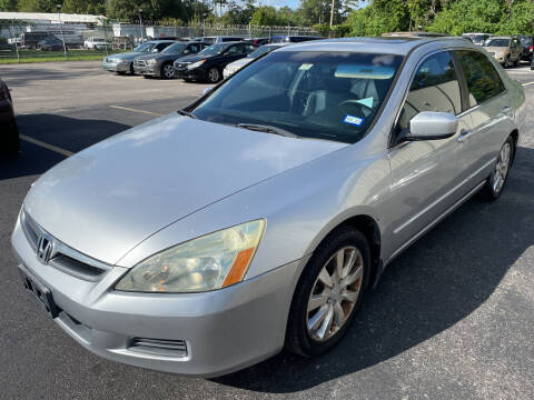 2006 Honda Accord for sale at OASIS PARK & SELL in Spring TX