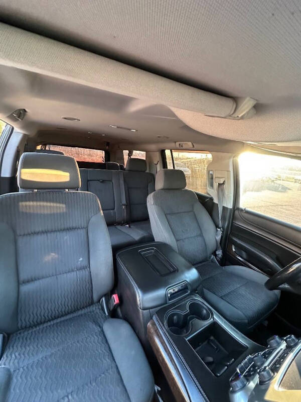 2015 Chevrolet Suburban LS