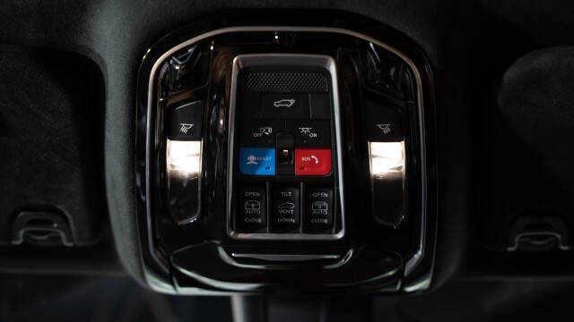 2022 Jeep Grand Wagoneer Series III