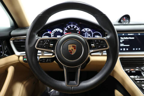 2018 Porsche Panamera