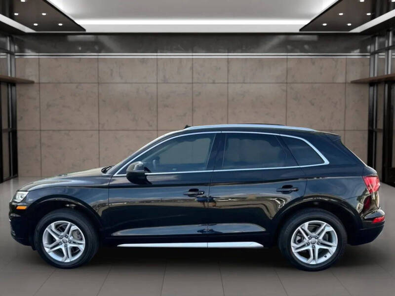2019 Audi Q5 quattro Premium 45 TFSI