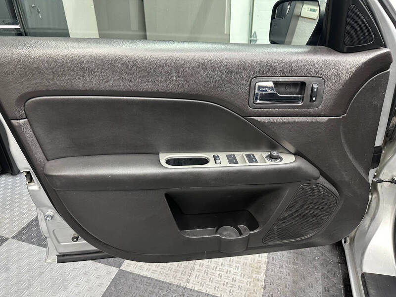 2011 Ford Fusion SEL