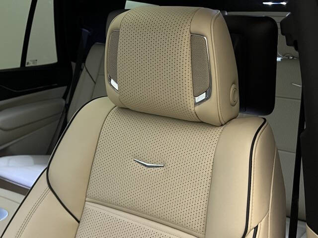 2024 Cadillac Escalade Premium Luxury