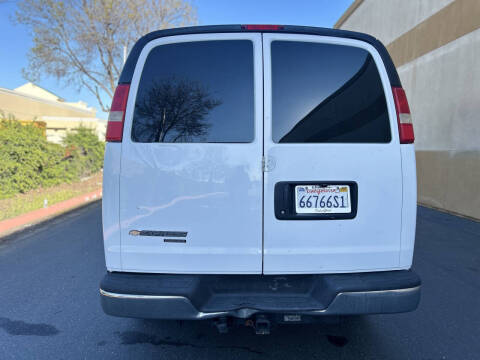 2014 Chevrolet Express 2500