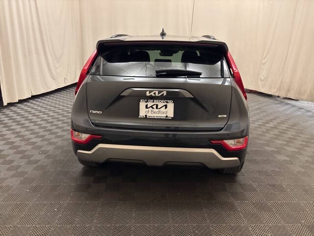 2024 Kia Niro EX Touring