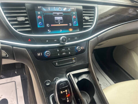 2017 Buick LaCrosse Preferred