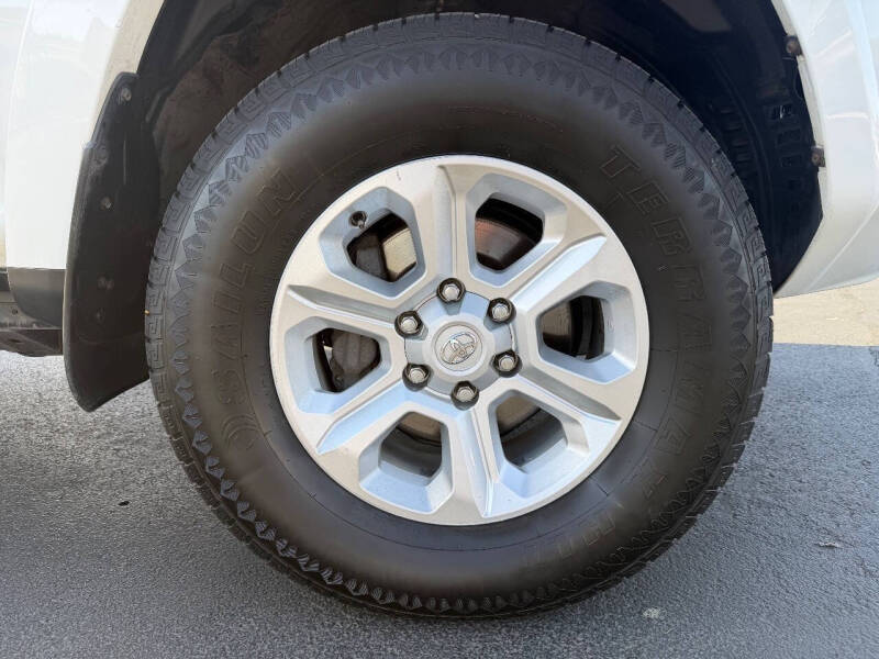 2022 Toyota 4Runner SR5