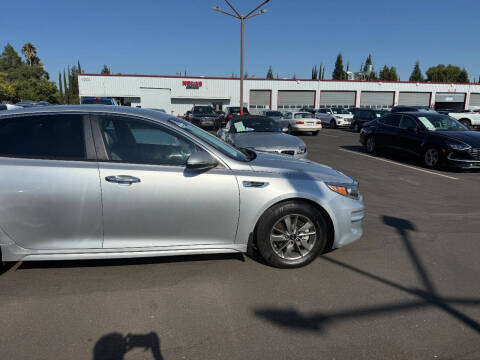 2016 Kia Optima LX Turbo