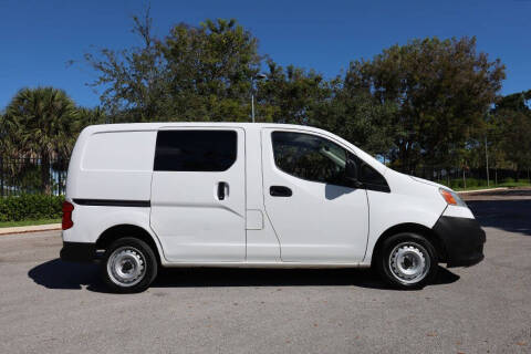 2015 Nissan NV200 S
