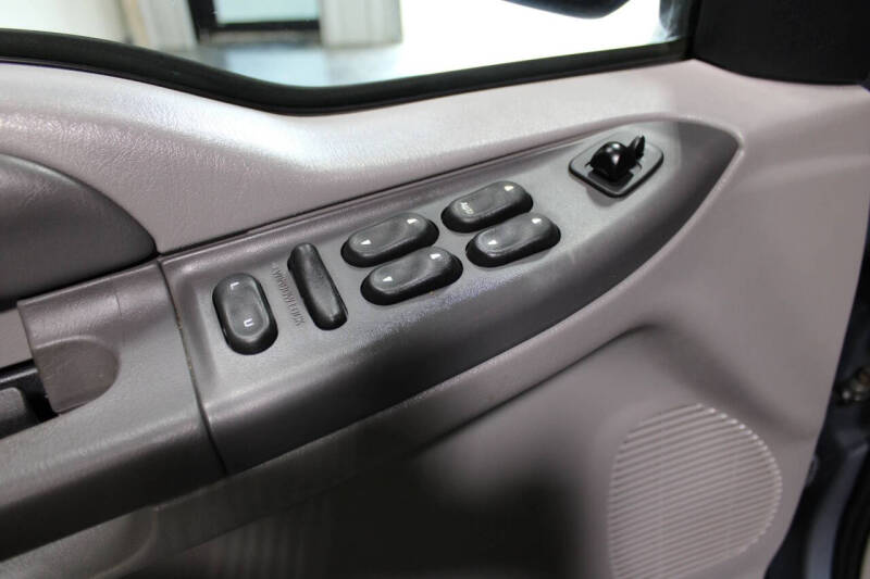 2000 Ford Excursion XLT
