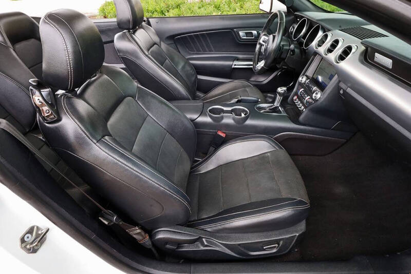 2019 Ford Mustang EcoBoost Premium